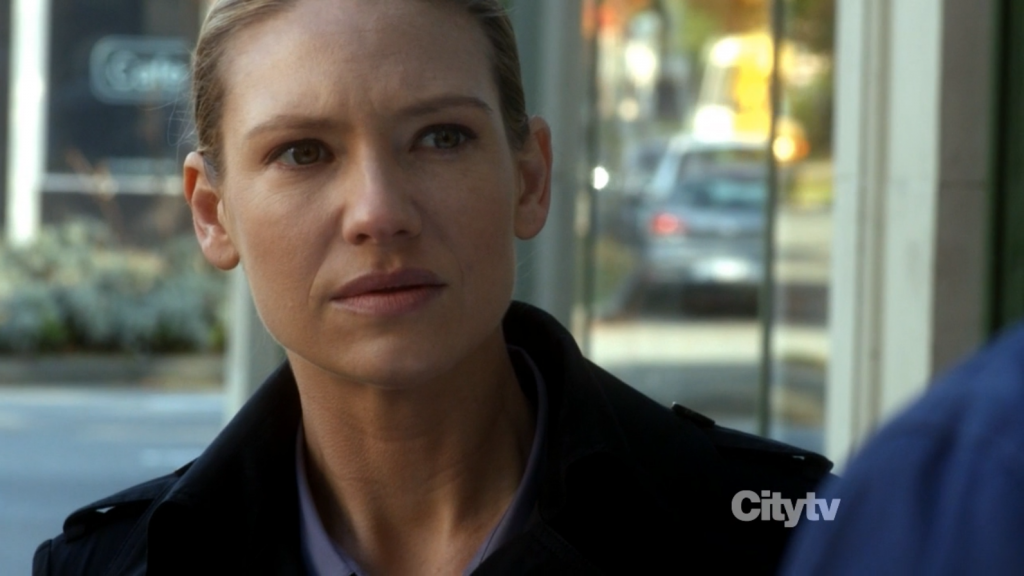 Fringe Force Perspective Olivia Dunham (Anna Torv)