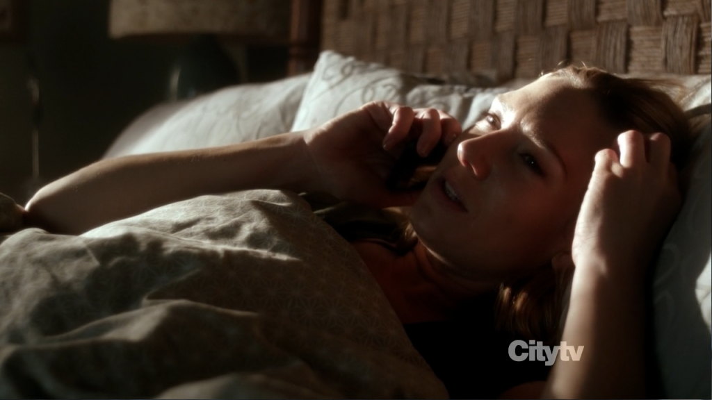 Olivia Dunham wakes from her dream (Anna Torv)