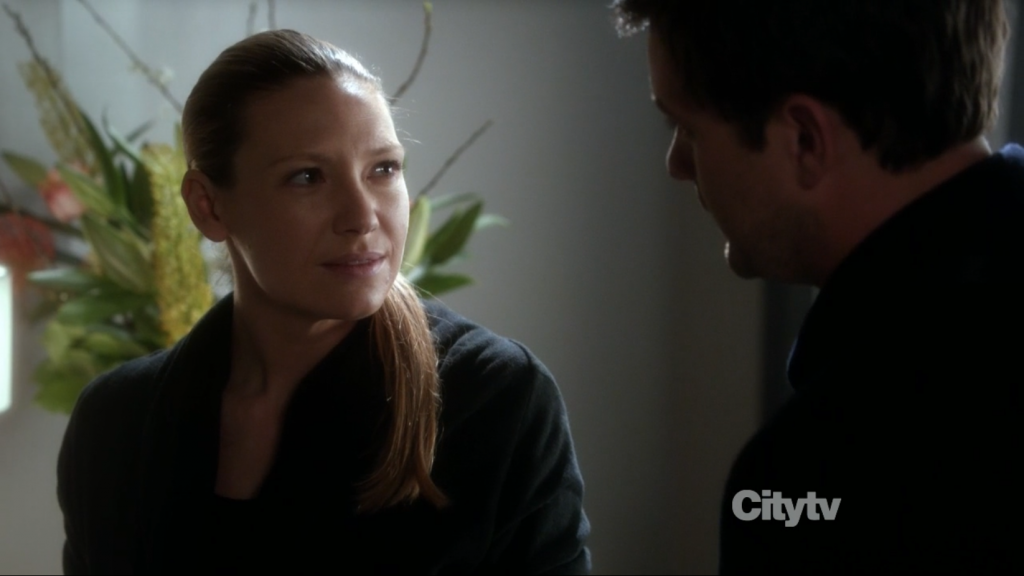 Fringe - Olivia (Anna Torv) says she is pregnant