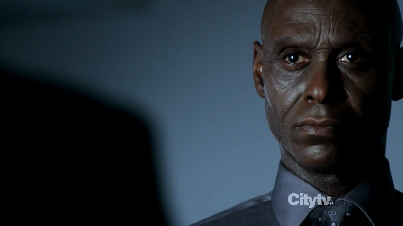 Lance Reddick in Fringe The Bullet that saved the World as agent Broyles