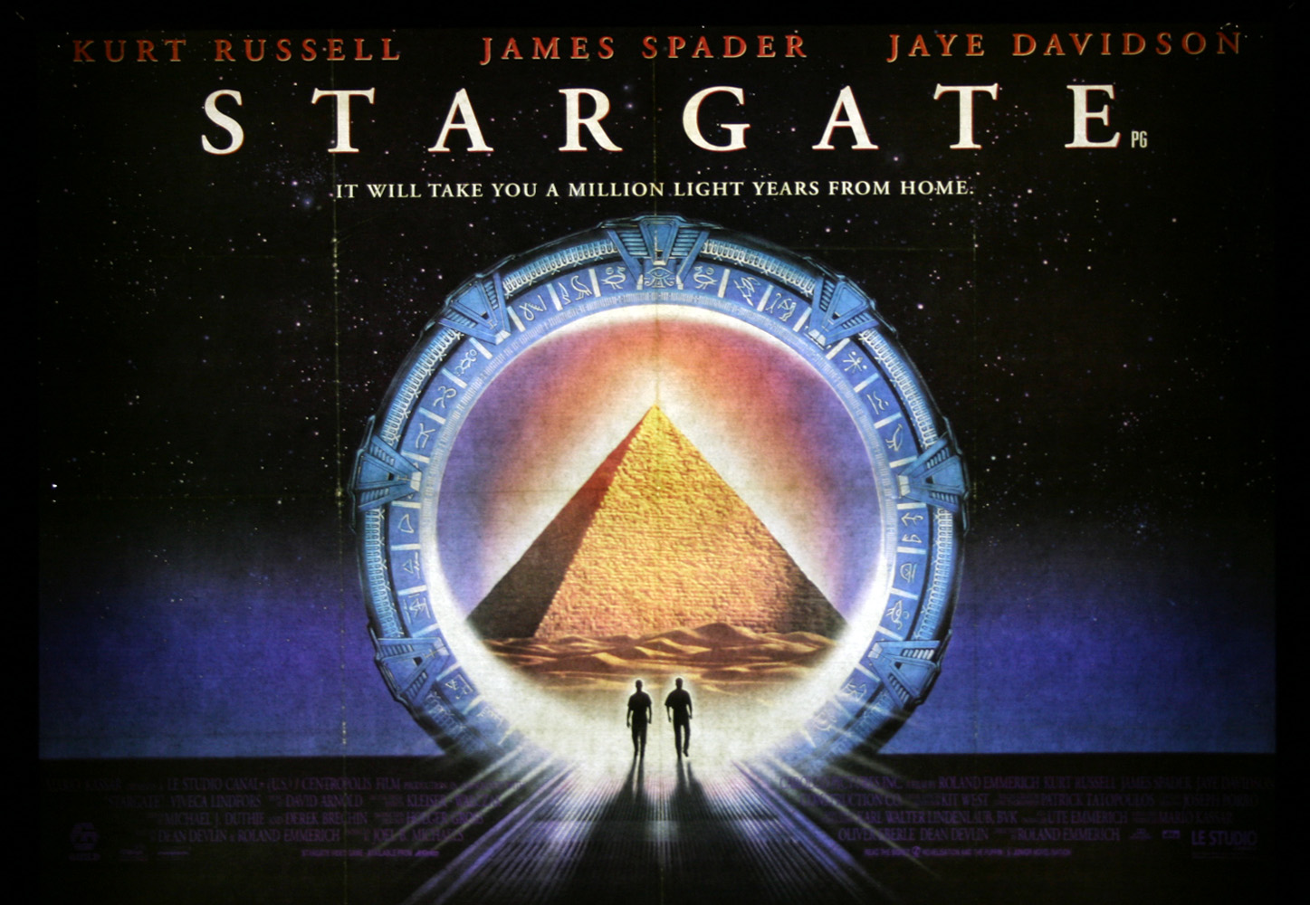 http://scifiempire.net/wordpress/wp-content/uploads/2014/05/Stargate-1994-poster-Stargate-Reboot-Roland-Emmerich.jpg