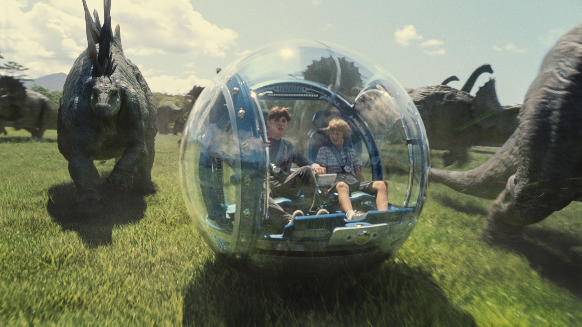 Ty Simpkins as Gray Mitchell and Nick Robinson as Zach Mitchell - Jurassic World