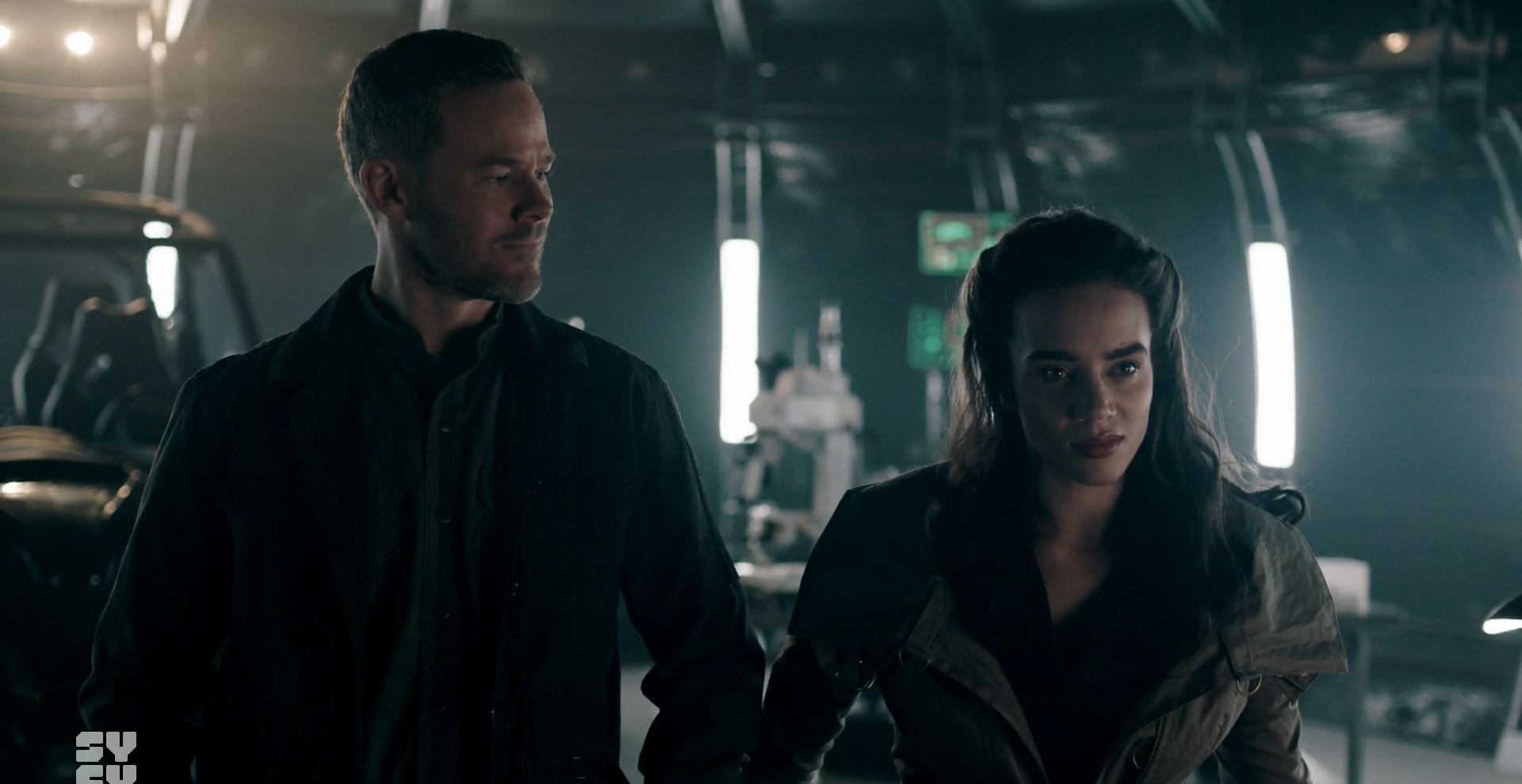 Killjoys S05E01 Run Yala Run Review - Johnny and Dutch