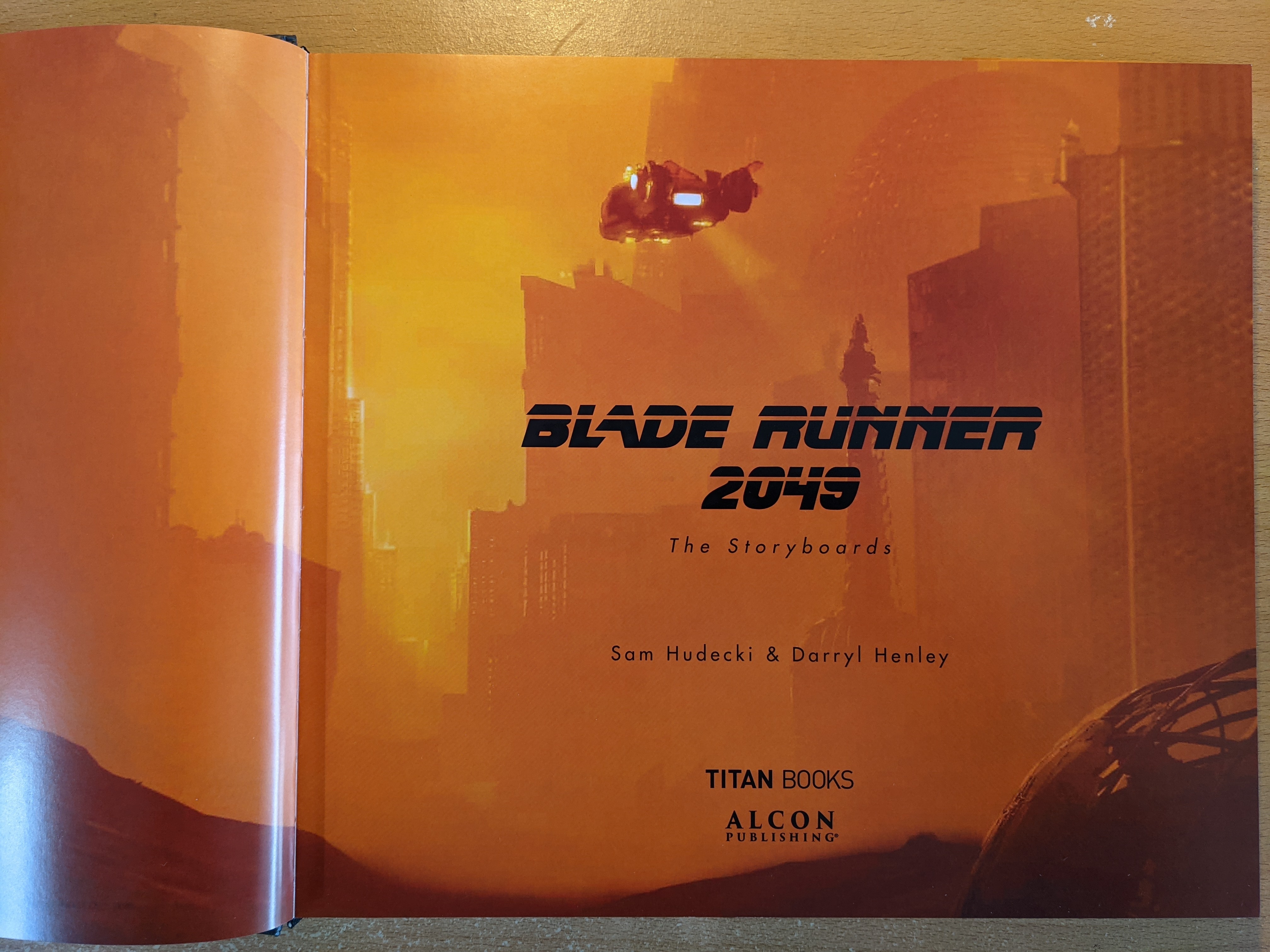Blade-Runner-2049-The-Storyboards-inside-cover
