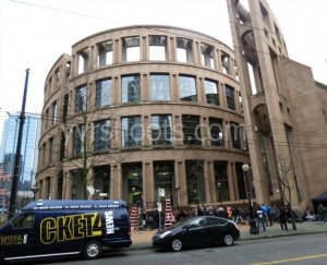 Continuum seas 2 filming at Vancouver Public Library - Rachel Nichols - Victor Webster