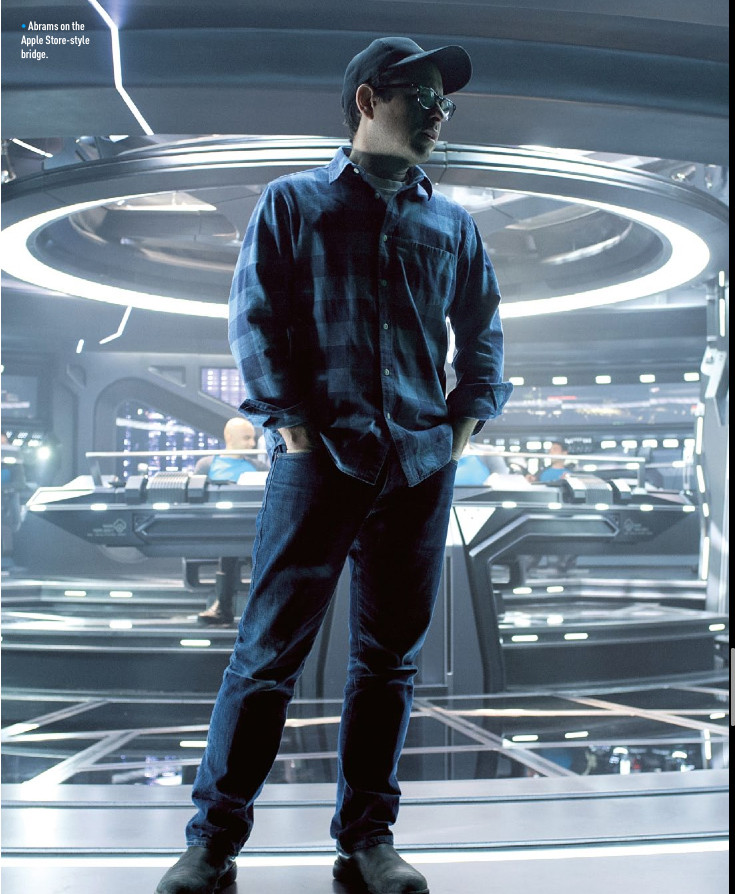 Star-trek-into-darkness-jj-abrams-on-the-set - SciFiEmpire.net