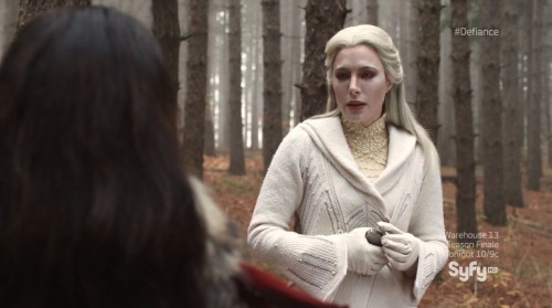 Defiance - Stahma (Jaime Murray) - the poison is on the flask