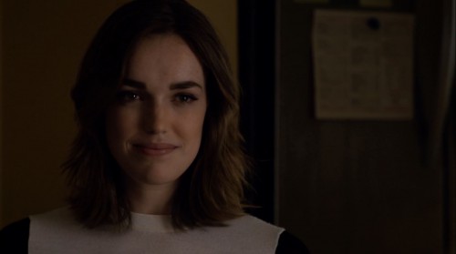 Jemma Simmons (Elizabeth Henstridge) as Agent of HYDRA - Agents of SHIELD S2Ep3 Making Friends and Influencing People Review