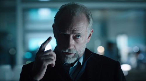 12 Monkeys. Xander Berkeley as Colonel Foster