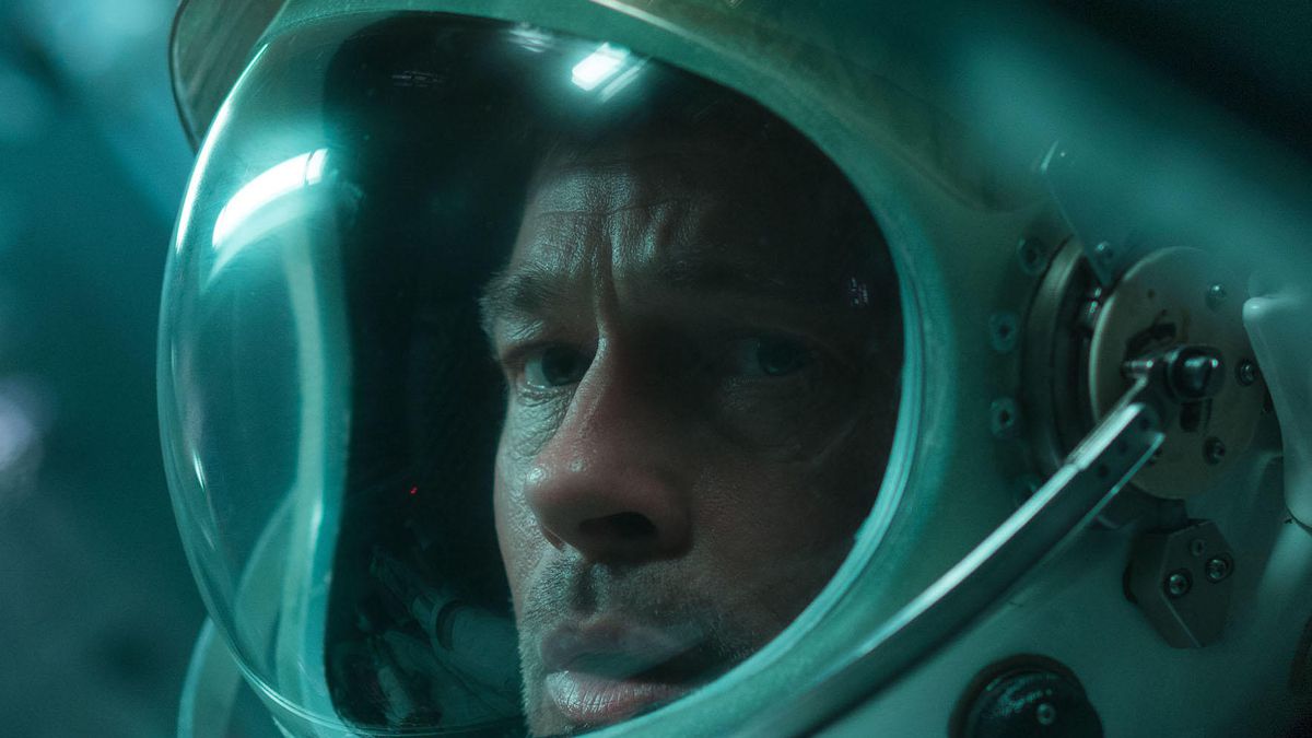 Ad Astra Review - Brad Pitt subverts expectations - SciFiEmpire.net