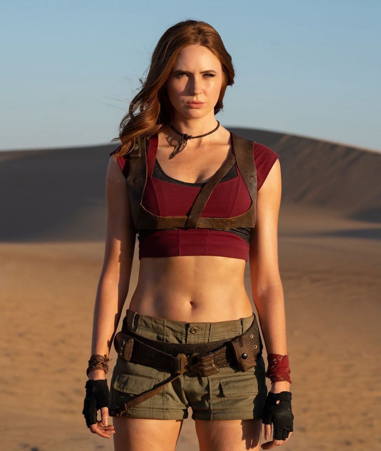 Jumanji The Next Level - Karen Gillan wearing mid rif outfit